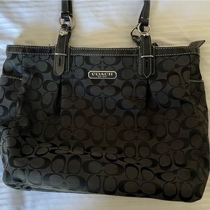 Coach shoulder bag